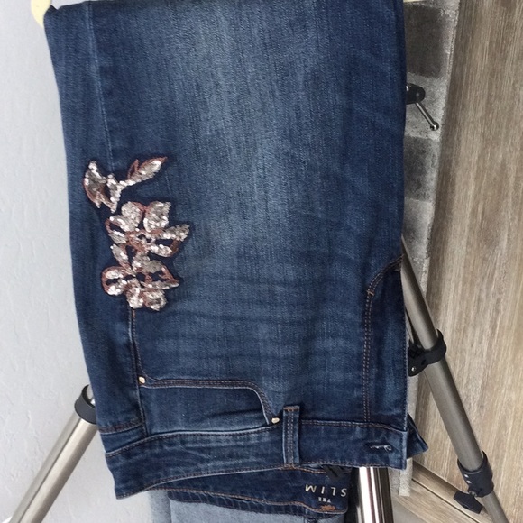 Jeans - Picture 2 of 2